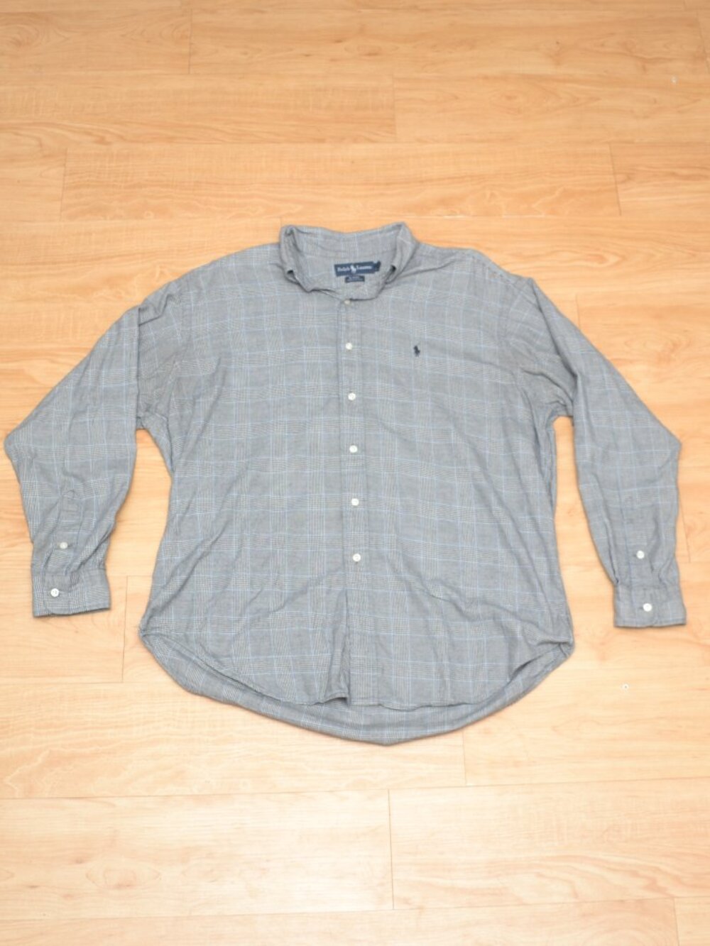 Ralph Lauren Grey button down shirt Size Large Pre Owned